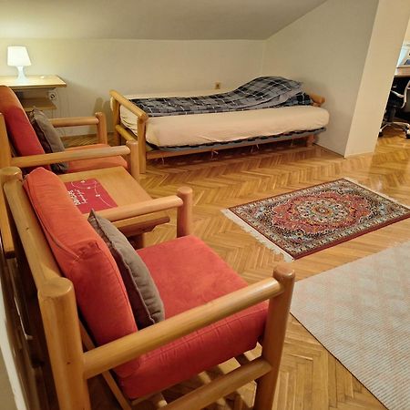 Nobles Apartment 4**** Belgrado Esterno foto